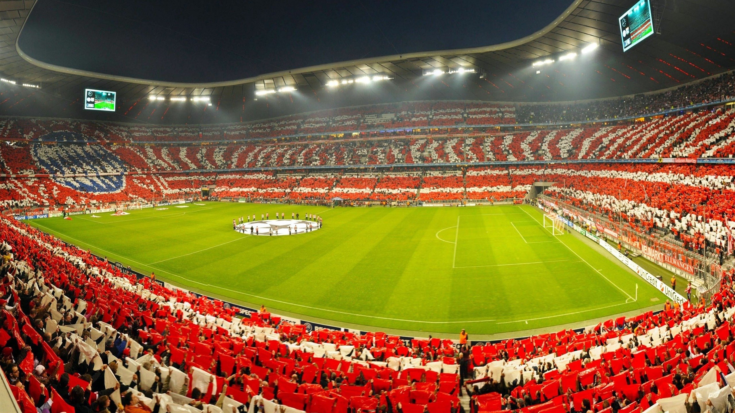 中国足球职业联赛推动绿色环保办赛理念，足球环保创意作品