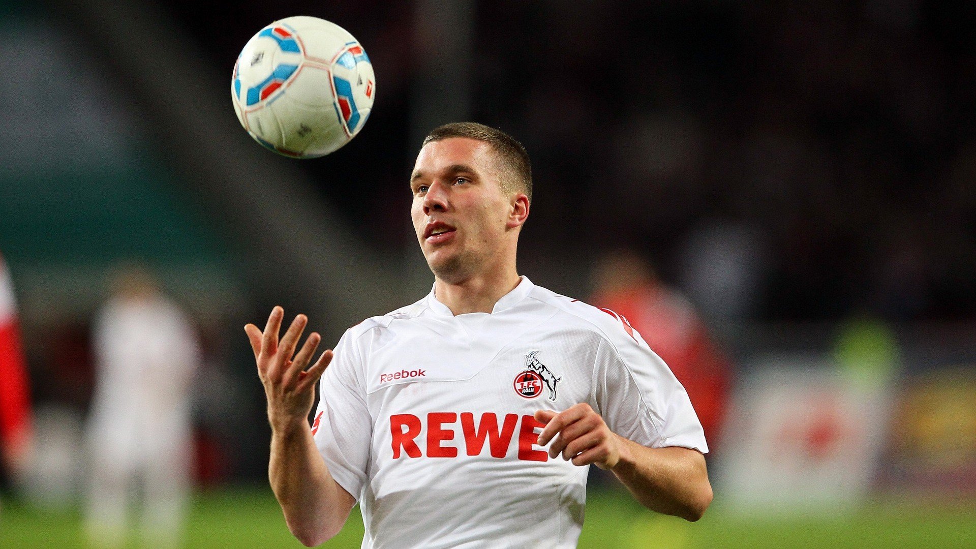 英超战火纷飞：每一次攻门都扣人心弦，英超战术分析