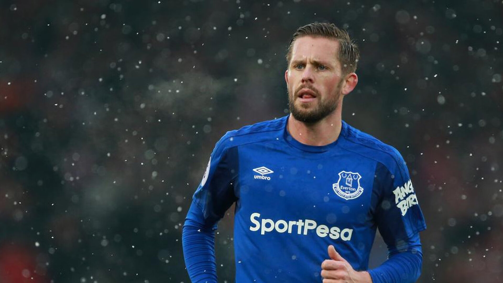 意甲长传撕裂:瞬间破门令人沸腾,意甲连冠